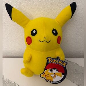 POKEMON Pikachu Plush Toy NWT